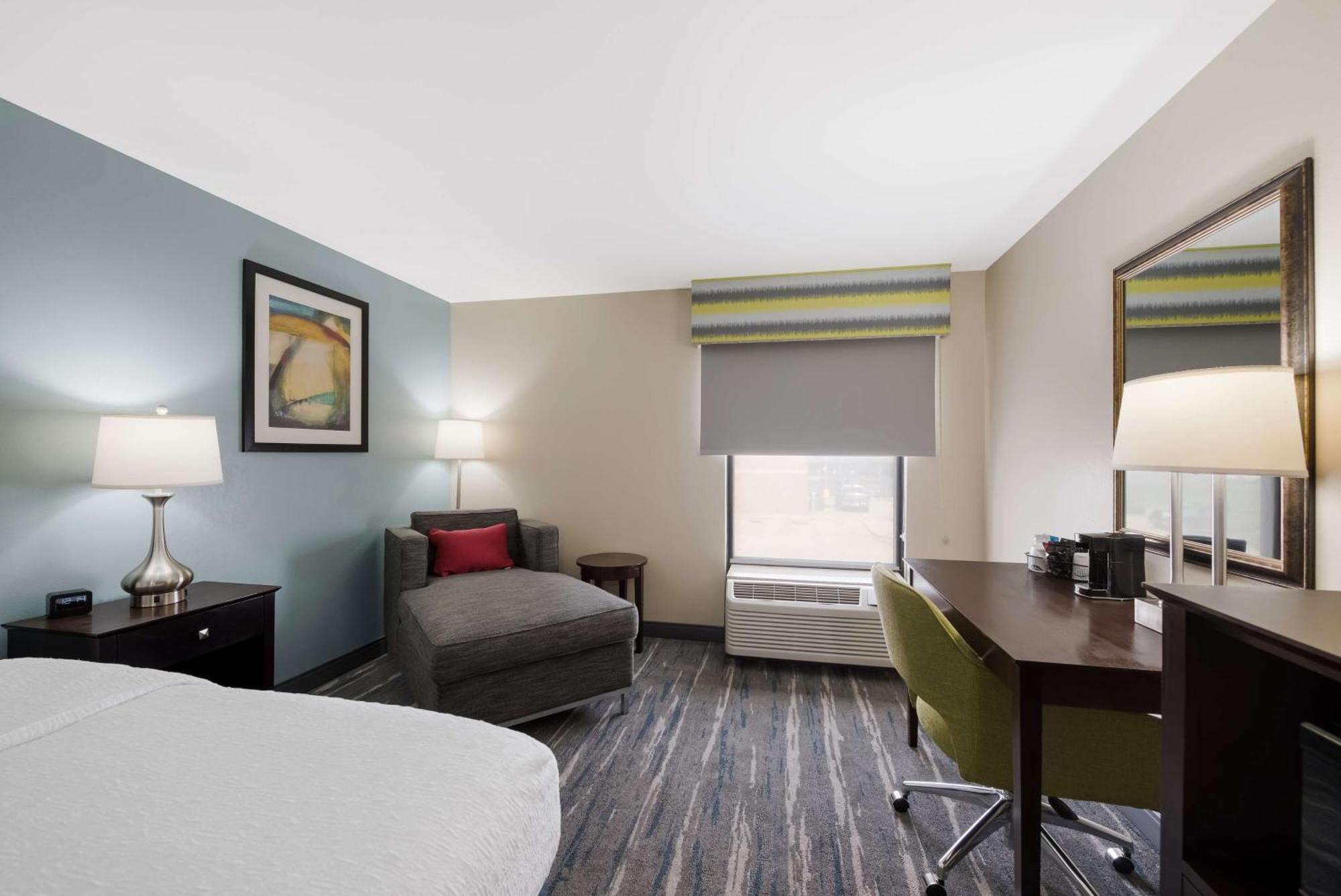 Hampton Inn Маршалл Экстерьер фото