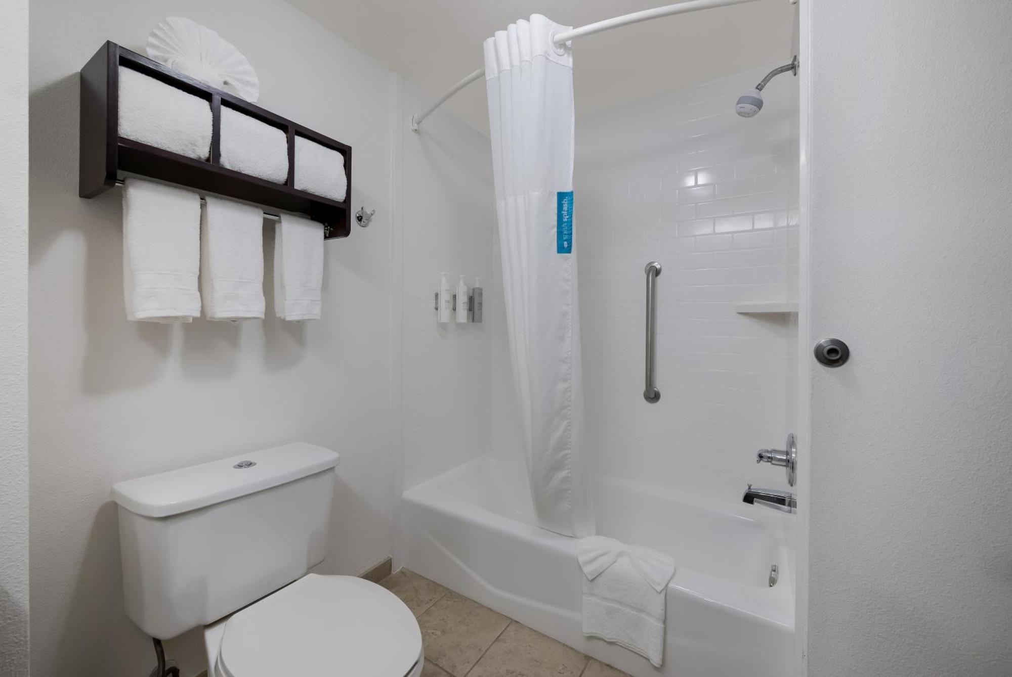 Hampton Inn Маршалл Экстерьер фото